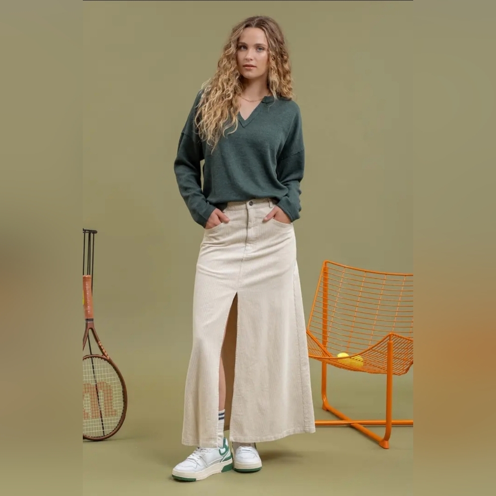 Solid Notch Neck Knit Top